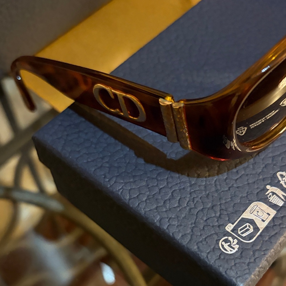 Dior Tortoise Shell Sunglasses - Picture 2 of 4